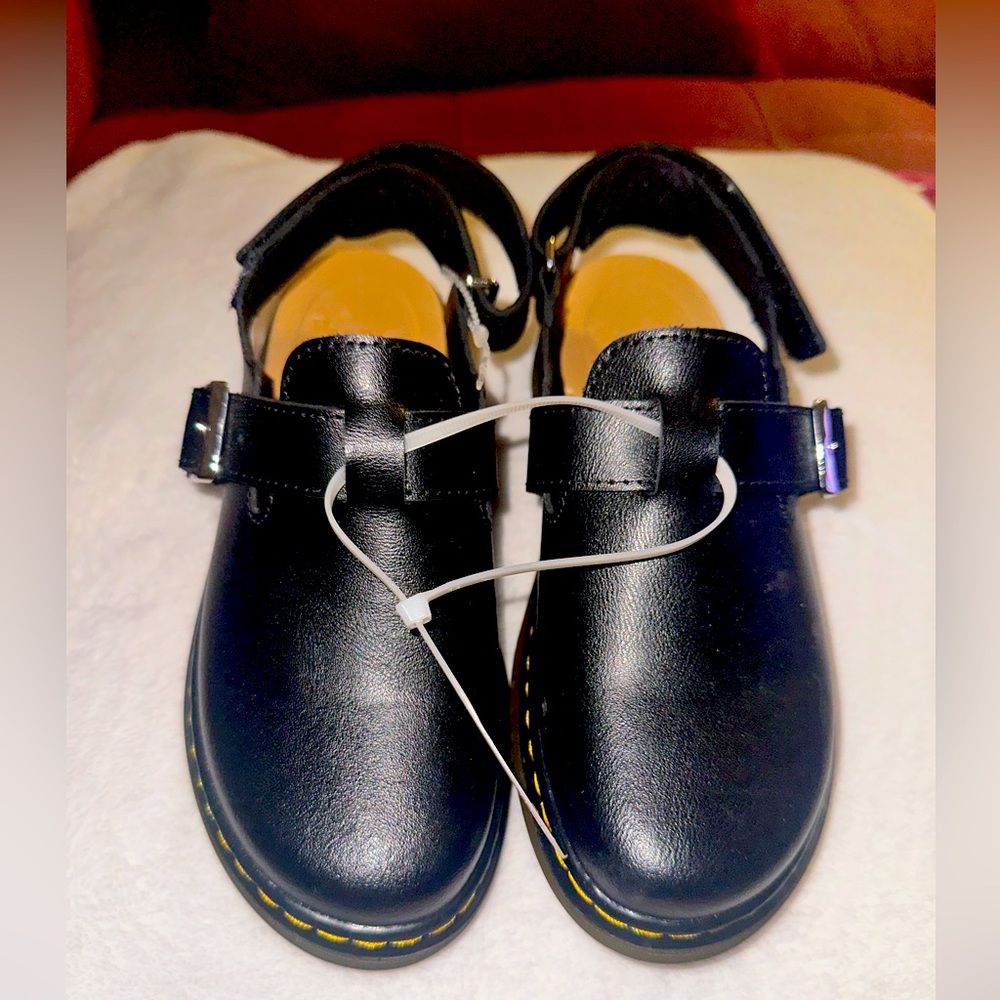 Dr Marten Jorgie J Mules